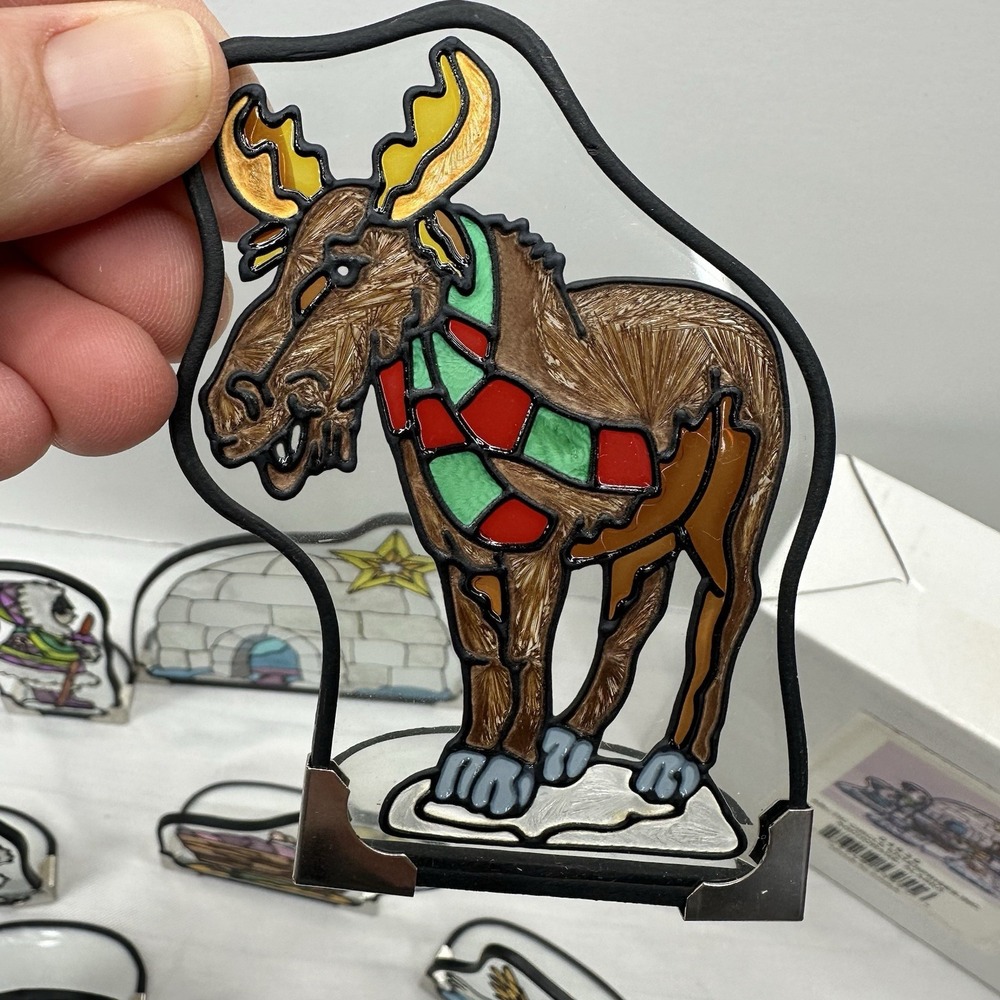 Arctic Circle Alaskan Stained Painted Glass 7 Pc Nativity Igloo Moose Seal Snow - Picture 6 of 13
